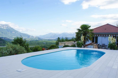 dallage-piscine-lame-bois-pierre-reconstituee-ivoire_n62x33_1444308335