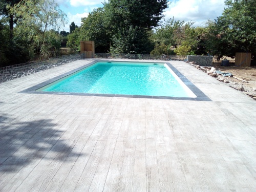 margelles_wood_gris