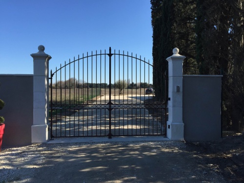 piliers_de_portail_provencal_en_pierre_reconstituee