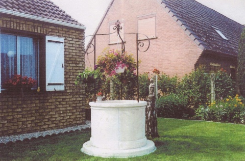 puit_de_jardin_carrefour_en_situation_449656397